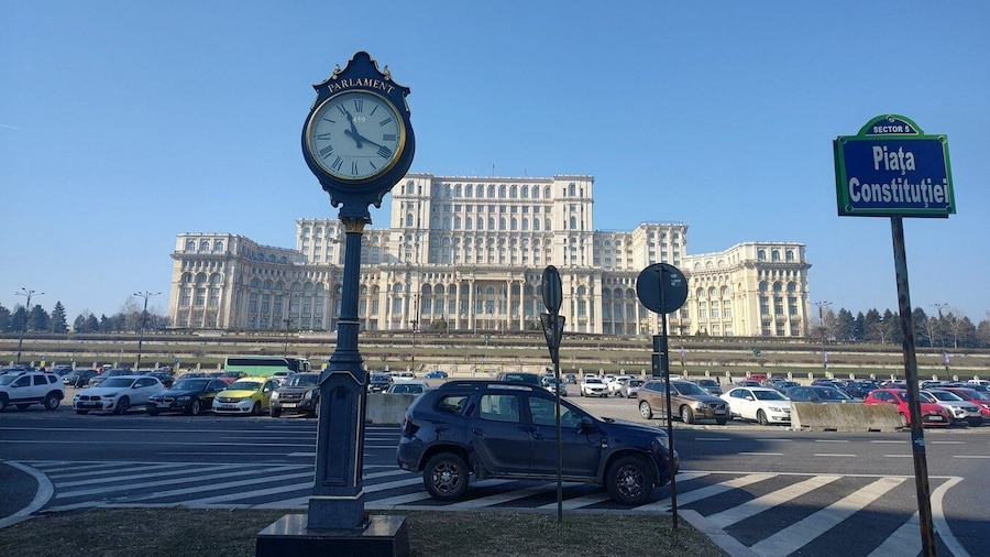 Bucharest: Palace of Parliament Tickets and Guided Tour