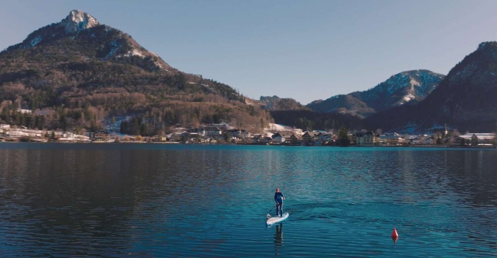 Picture 7 for Activity Fuschlsee: Guided Winter Stand-Up Paddleboard & Tea