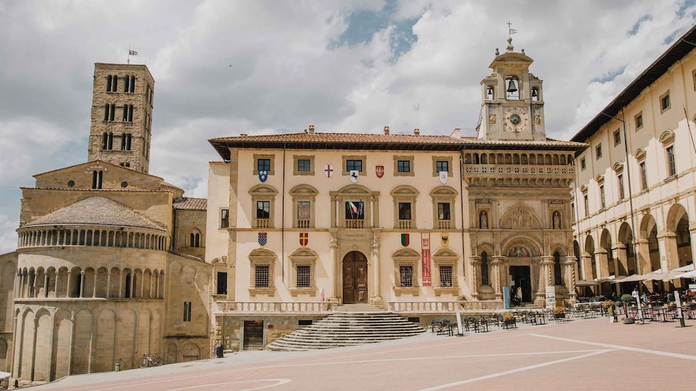 Picture 3 for Activity 2 hours Arezzo group walking tour