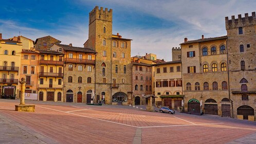 2 heures de marche en groupe à Arezzo excursion