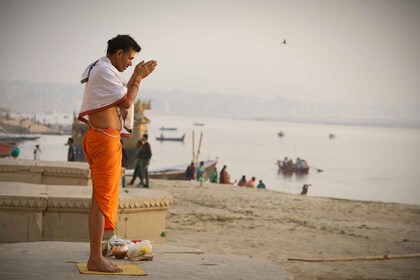 Varanasi: Half-Day City Tour & Evening Aarti with Boat Ride