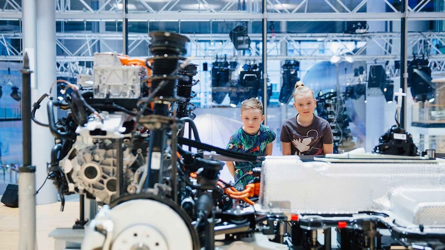 Dresden: Special Tour for Children & Families VW Factory