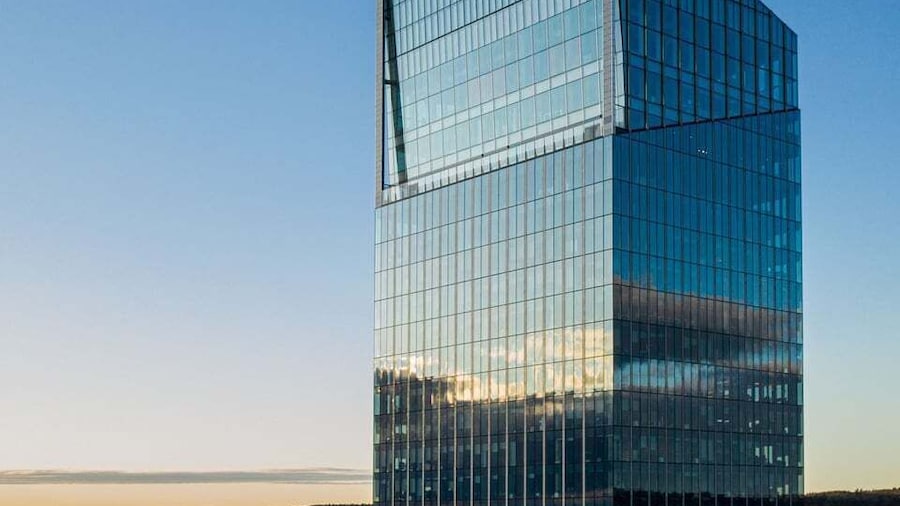 Gdańsk: Enjoy City Views and Delicious Food on the Top Floor