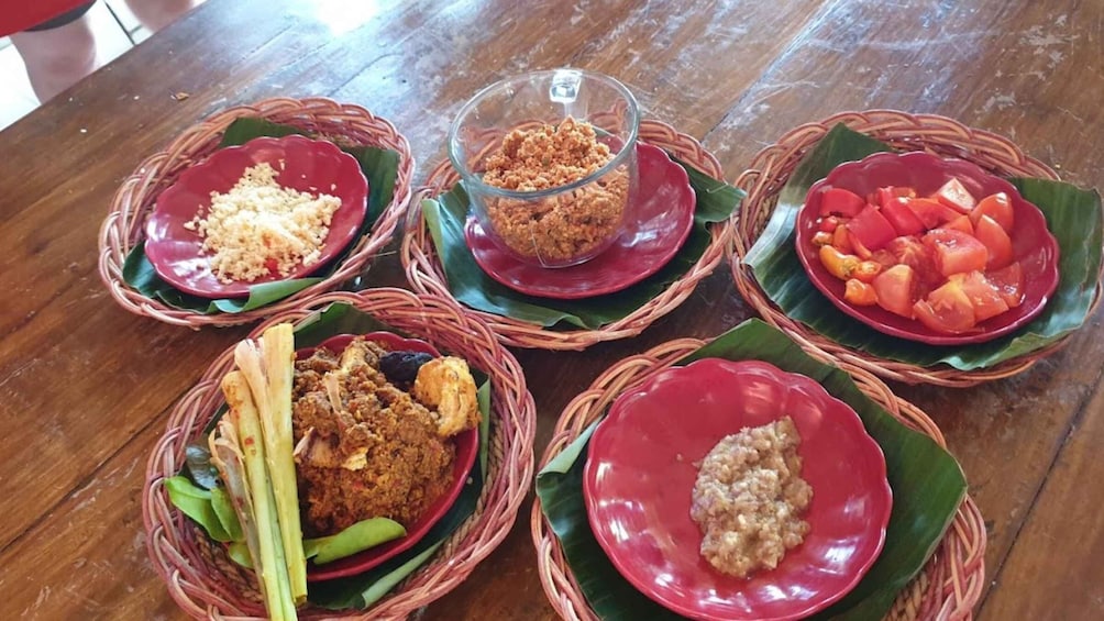 Picture 4 for Activity Canggu: Balinese Dishes Cooking Classs with Locals