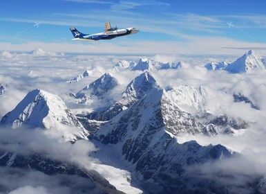 Kathmandu: Mount Everest Panoramatour per Flugzeug mit Transfers