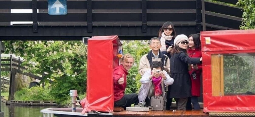 Picture 1 for Activity Giethoorn: Canals & Weerribben-Wieden Lake Guided Boat Tour
