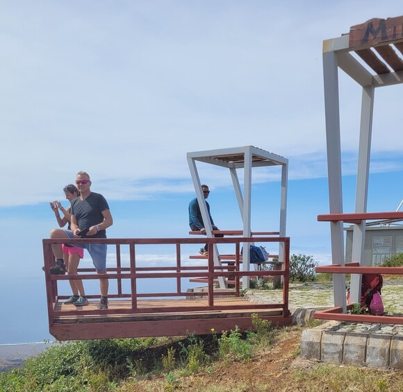 Summit Hike Monte Gordo