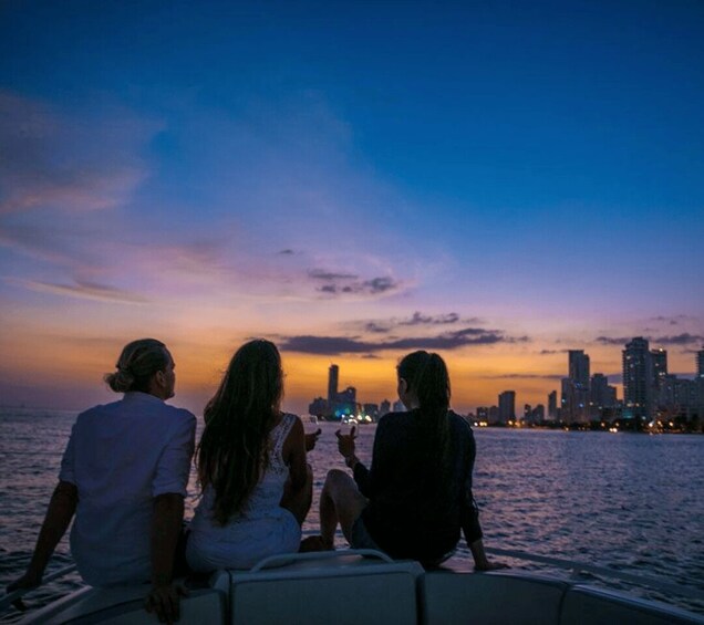 Picture 6 for Activity Cartagena: Speedboat Sunset Party Cruise with Drinks