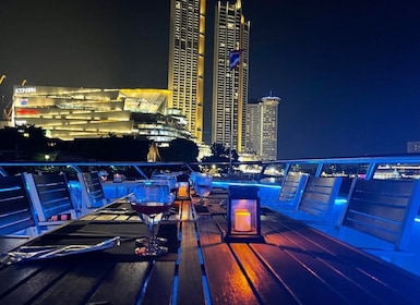 Bangkok: crucero con cena buffet por el río Chao Phraya