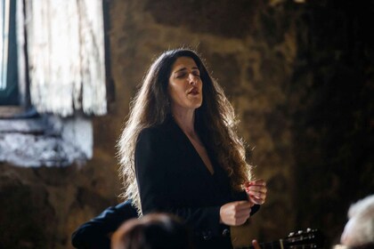 Porto: Fonseca Cellar Tour & Fado Show with Optional Dinner