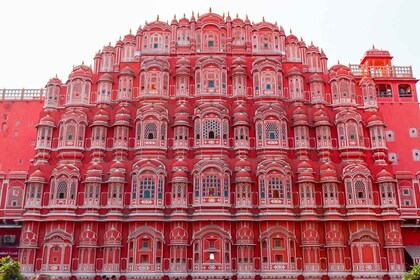 Jaipur: Full Day Sightseeing Tour With Car and Tour Guide