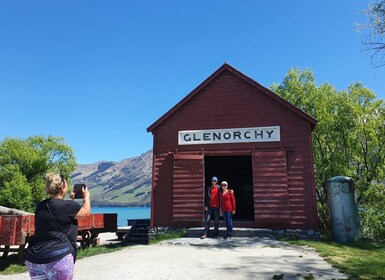 Dari Queenstown: Perjalanan Setengah Hari ke Glenorchy dengan Kereta Api