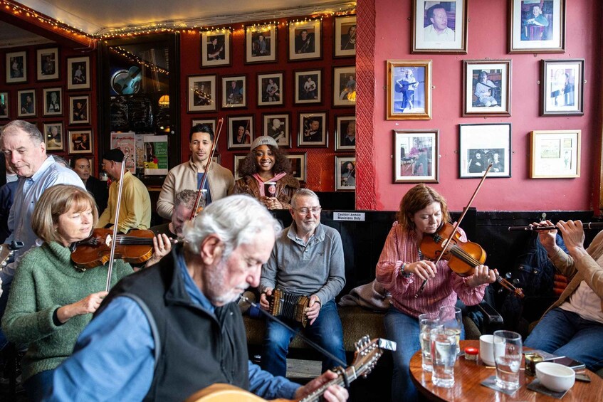 Picture 11 for Activity Dublin: Traditional Pubs Walking Tour with Local Guide