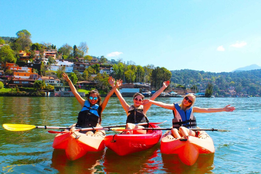 Picture 7 for Activity Valle de Bravo: Kayaking Tour