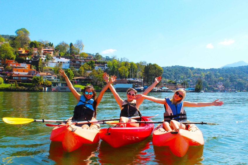 Picture 7 for Activity Valle de Bravo: Kayaking Tour