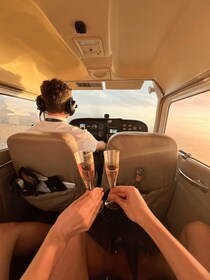 Miami Beach: Private Luxury Aeroplane Tour with Champagne