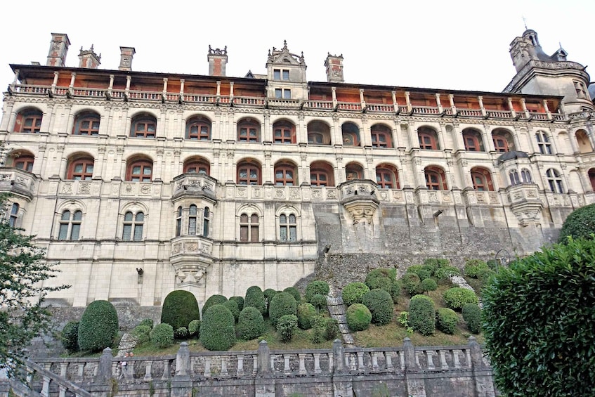 Picture 2 for Activity Blois: Private Tour of Blois Castle with Entry Tickets