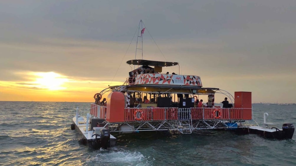 Port Dickson: Dragon Sunset Cruise with Salt Water Jacuzzi