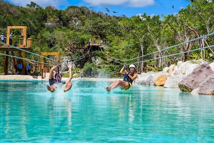 Punta Cana: entrada a Scape Park para cenotes, tirolesas y cuevas