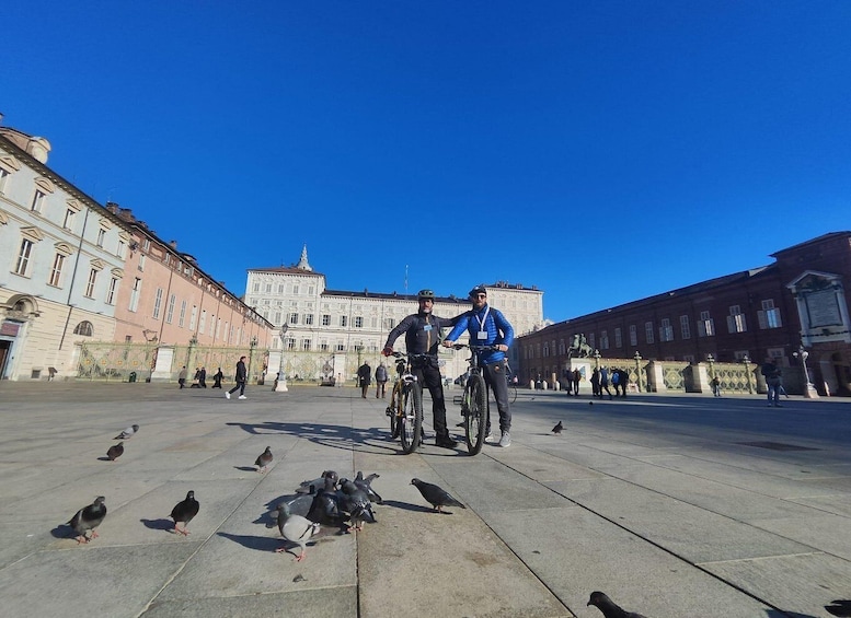 Picture 2 for Activity Turin: Historical & Cultural tour by Bicycle!