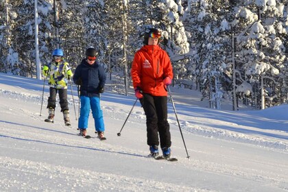 Saariselkä: Easy Ski Day Package