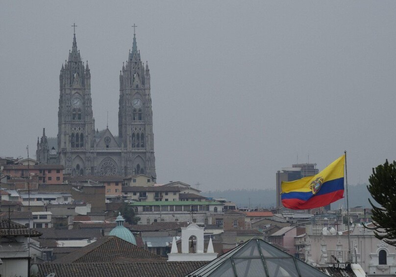 Picture 1 for Activity Quito City Line