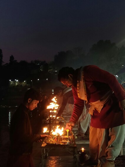 Picture 3 for Activity Temple Tour of Rishikesh : Learn About the Sprituality