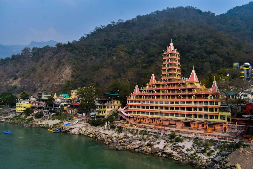 Temple Tour of Rishikesh : Learn About the Sprituality