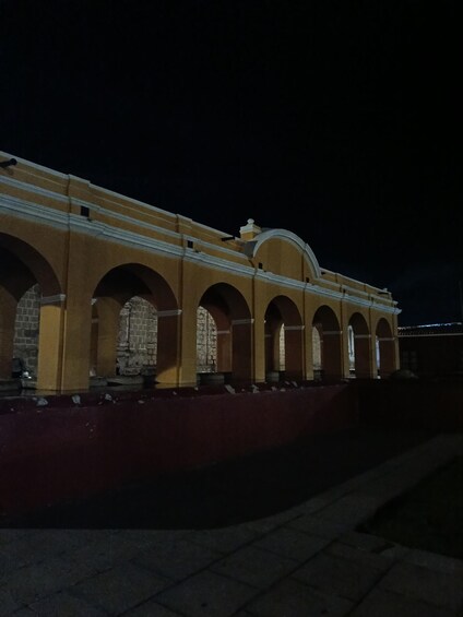 Picture 3 for Activity La Antigua Horror Stories Night Walking Tour