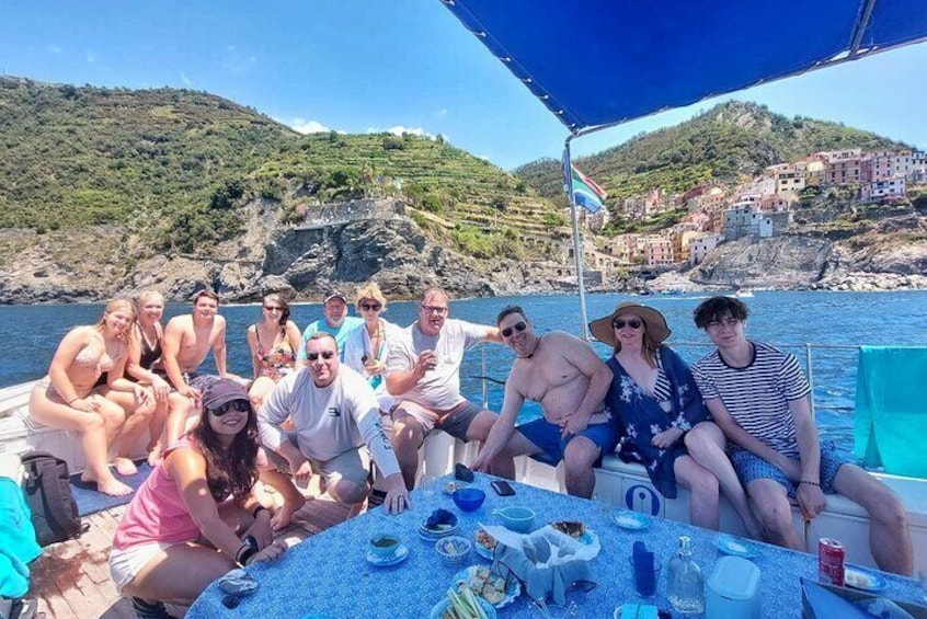 Cinque Terre tour with a traditional ligurian gozzo from Monterosso