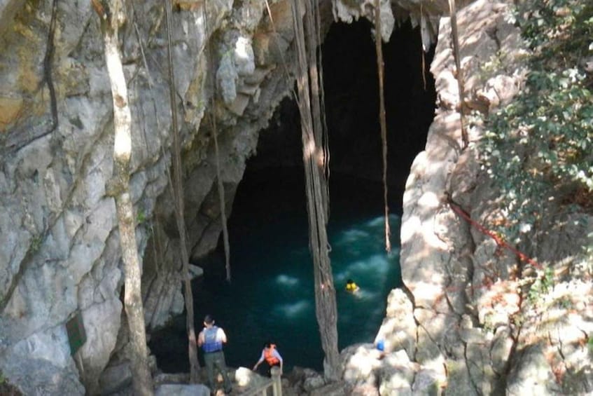 Picture 2 for Activity Ciudad Valles: Tamul Waterfall Canoe Ride Experience