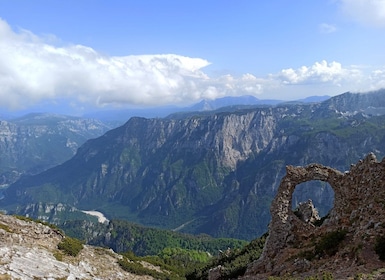 Hajdučka vrata(Outlaw's door): Escape Reality Through Nature