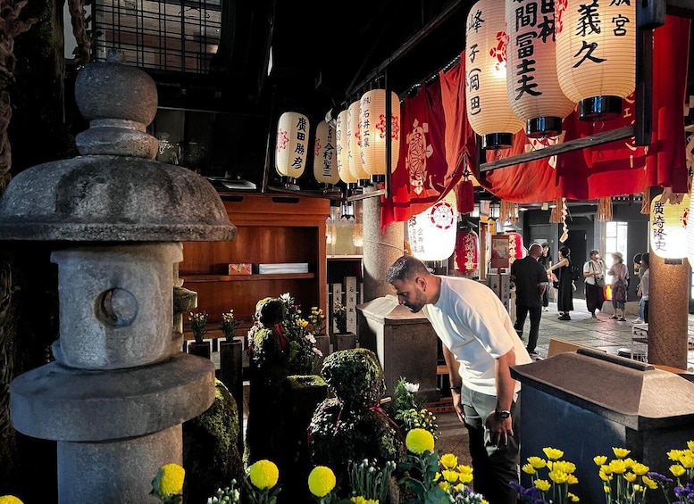 Picture 3 for Activity Osaka: Izakaya Bars Guided Walking Tour