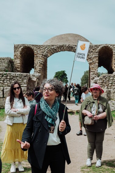 Picture 25 for Activity Paestum: Small-Group Tour with an Archaeologist and Tickets