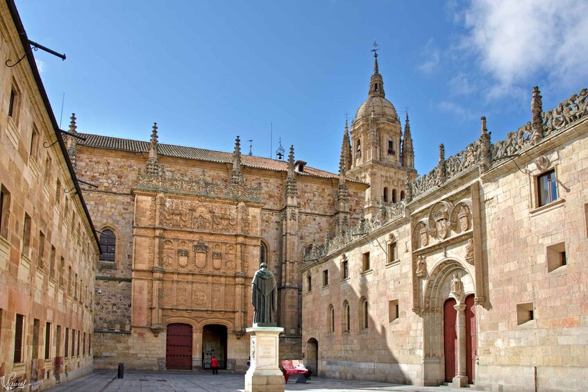 Picture 1 for Activity Salamanca: Miguel de Cervantes walking tour