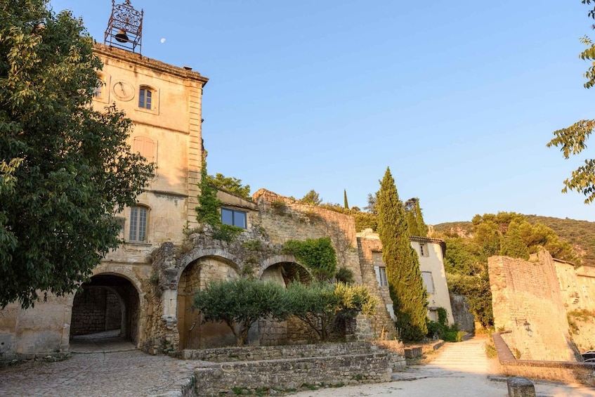 Luberon: Electric Bike Tour - Oppède Ride