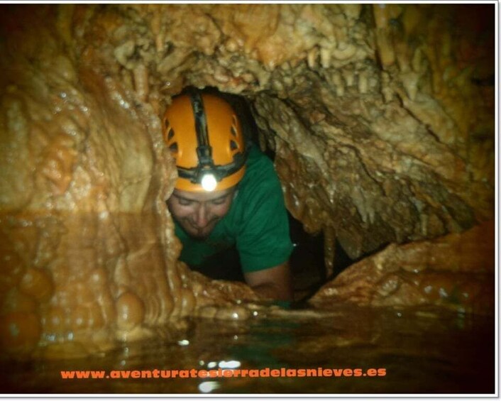 Picture 1 for Activity Discover and get started in caving in Málaga