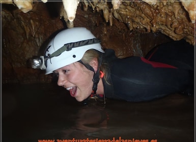 Discover and get started in caving in Málaga