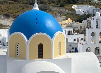 2 Wineries - Santorini Wine Tour with pick up service