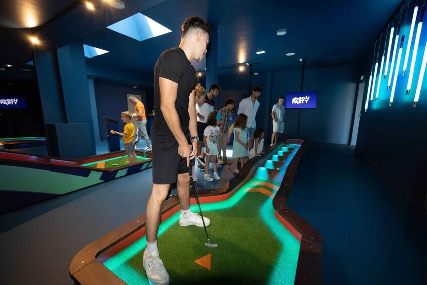 Picture 2 for Activity Part of Mini Golf in Deauville indoors and connected