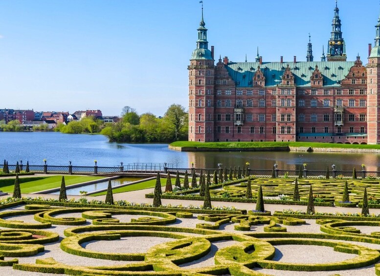 Picture 2 for Activity Half-Day Private Tour to Kronborg and Frederiksborg Castle