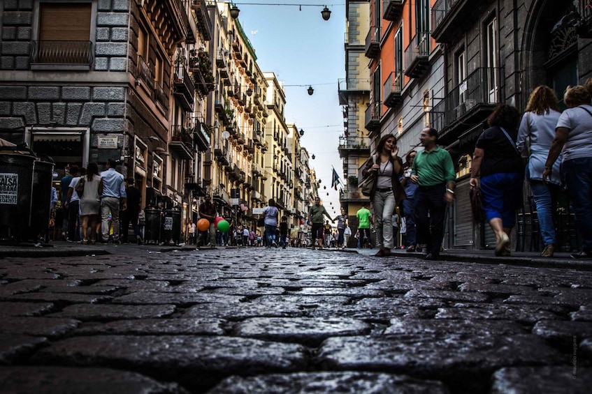 Picture 3 for Activity Napoli: Walking Tour of Naples with Local Tour Guide