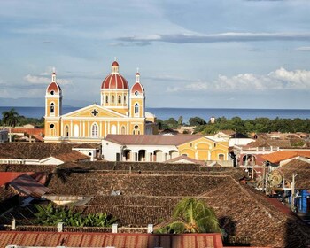 Experience Granadas Best Sights Carriage ride + Local Guide