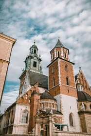 Krakow: Wawel Guided Tour – Cathedral and/or Castle