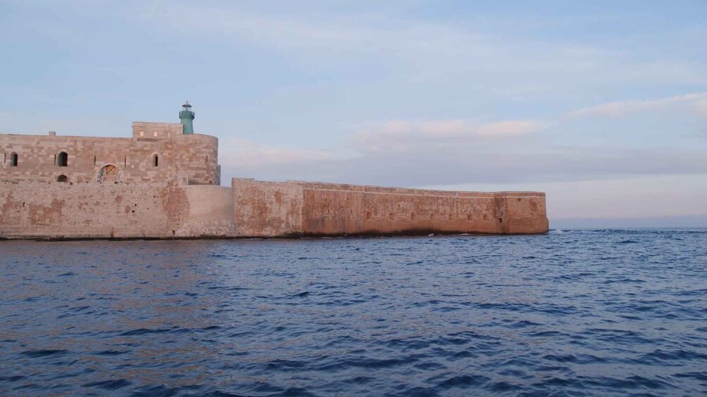 Picture 3 for Activity Boat tour of the island of Ortigia and the sea caves