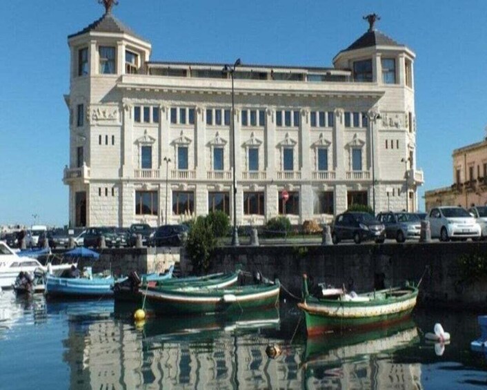 Picture 2 for Activity Boat tour of the island of Ortigia and the sea caves