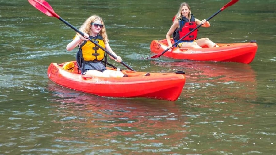 Chattahoochee Roswell: Single Kayak Rental