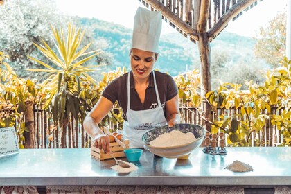 Sorrento: taller de elaboración de pizza con traslados al hotel