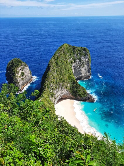 Picture 11 for Activity Bali: Private All-Inclusive West and East Nusa Penida Tour