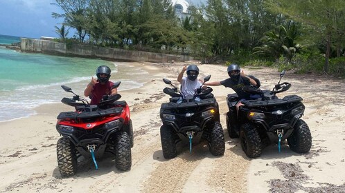 Nas: Excursiones guiadas en quad por las mejores playas, lugares históricos...